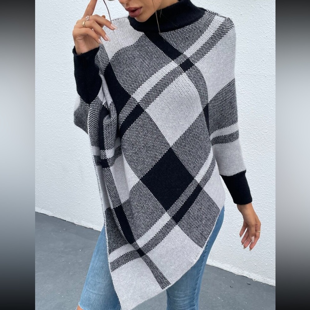 SHEIN Poncho / Throw Over / Sweater